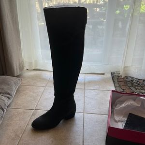 Vince Camuto over the knee grey suede boots women’s US size 8